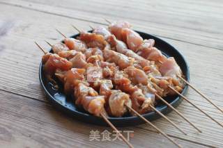 蜜汁微辣鸡肉串的做法步骤：4