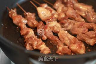 蜜汁微辣鸡肉串的做法步骤：5