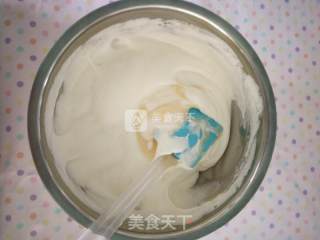 彩虹蛋糕卷的做法步骤：11