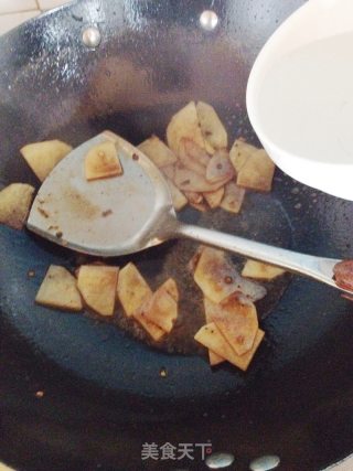 土豆炒腰花的做法步骤：9