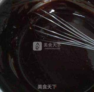 巧克力熔岩蛋糕的做法步骤：1