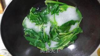 菠菜鸡肉丸子汤的做法步骤：9