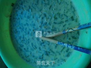 韭菜薄饼的做法步骤：3