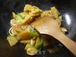 大葱炒土豆的做法步骤：7