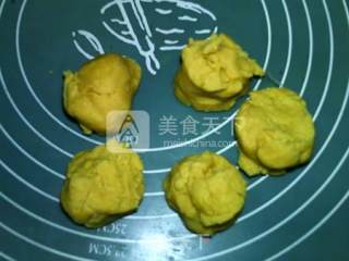 黄豆面玉米饼的做法步骤：6