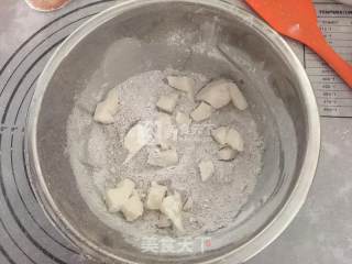 黑米鲜花饼的做法步骤：6