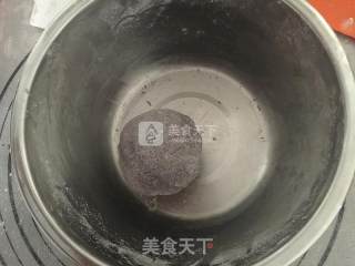 黑米鲜花饼的做法步骤：7