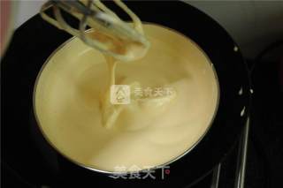 最经典的童年美味——老式鸡蛋糕的做法步骤：4
