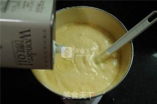 最经典的童年美味——老式鸡蛋糕的做法步骤：6