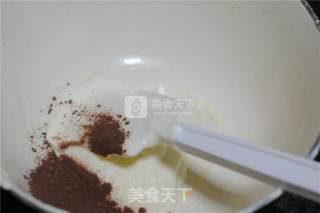 萌哒哒的小熊紫薯卷的做法步骤：7