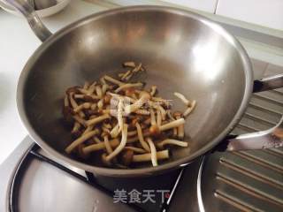 ????无盐版蘑菇烩豆腐的做法步骤：9