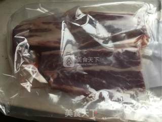 黑椒牛排的做法步骤：1