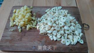 【蒜蓉辣椒酱】香辣好滋味的做法步骤：2