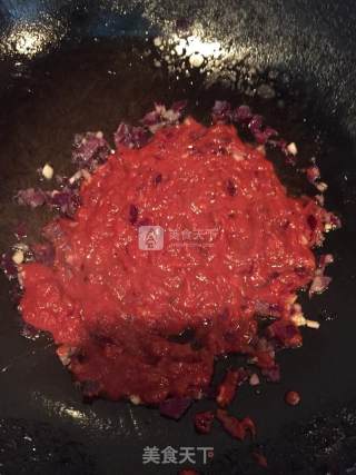 足料烤肠芝士披萨的做法步骤：10
