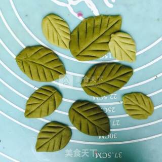 紫薯玫瑰花环馒头的做法步骤：15