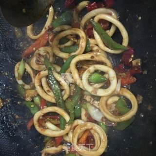 【沙茶美食】沙茶鱿鱼圈的做法步骤：15