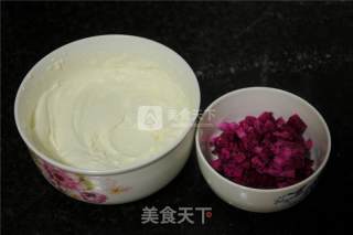 火龙果奶油蛋糕卷的做法步骤：8