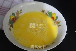 腐乳耳菜炒鸡蛋的做法步骤：2