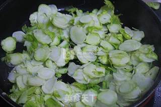腐乳耳菜炒鸡蛋的做法步骤：6