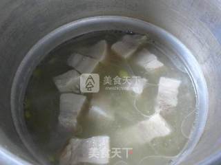 青黄豆五花肉汤的做法步骤：9