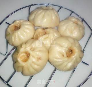 香葱鲜肉包的做法步骤：12