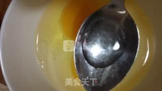 西红柿鸡蛋辣子的做法步骤：2