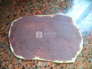 豆沙花环面包的做法步骤：5