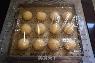 酥皮面包的做法步骤：5