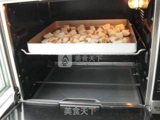 果干面包布丁的做法步骤：2