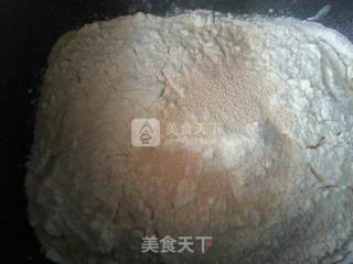 椰蓉面包卷的做法步骤：2