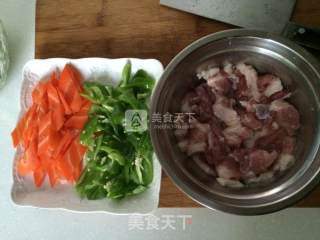 熘肉段的做法步骤：1