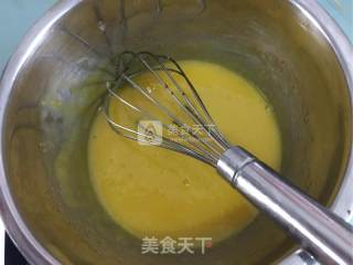 抹茶草莓卷的做法步骤：2