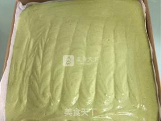 抹茶草莓卷的做法步骤：10