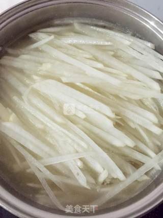 暖心萝卜丸子汤的做法步骤：16