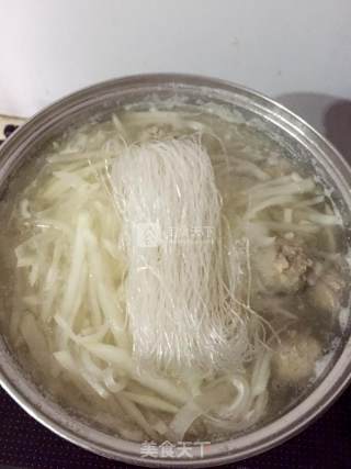 暖心萝卜丸子汤的做法步骤：17