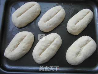 培根沙拉面包的做法步骤：4
