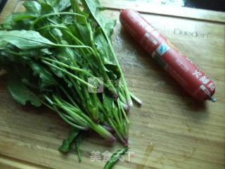 菠菜火腿汤的做法步骤：1