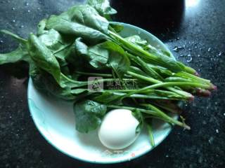 菠菜蛋汤的做法步骤：1