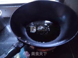 香芹鲳鱼的做法步骤：3