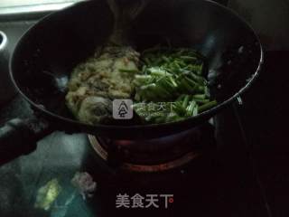 香芹鲳鱼的做法步骤：9