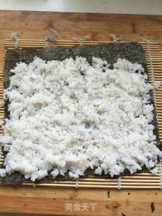 鳄梨寿司的做法步骤：3