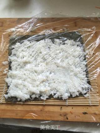 鳄梨寿司的做法步骤：4