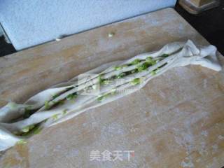 葱香发面饼的做法步骤：6