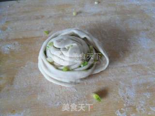 葱香发面饼的做法步骤：7