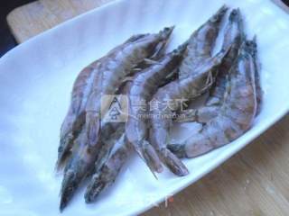 干煎虾的做法步骤：3