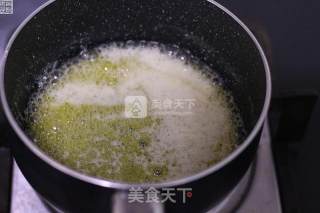 黄金海绵蛋糕的做法步骤：1
