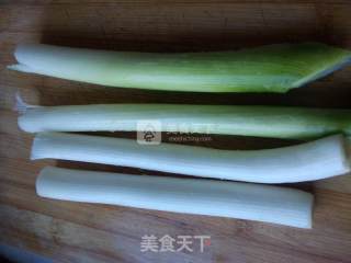 羊肉大葱水饺的做法步骤：2