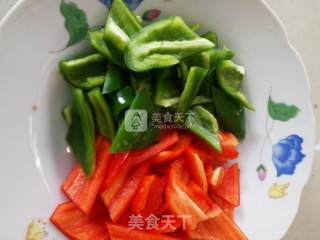 菠萝咕噜肉的做法步骤：3