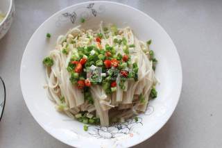 白灼金针菇的做法步骤：4
