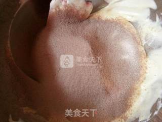 美味可可海绵蛋糕的做法步骤：10